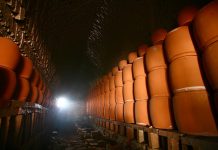 Bên trong lò gốm thủ công cổ nhất Bình Dương