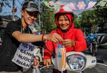 Nhiều dịch vụ miễn phí tại lễ hội chùa Bà Bình Dương