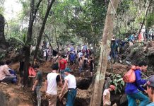 Yên Bái: Người dân đổ xô lên rừng đào đá quý