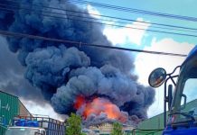 Sau tiếng nổ lớn, khói bao trùm cả 1 vùng trời thị xã Tân Uyên