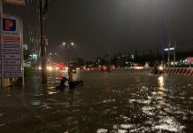 Hàng ngàn xe ‘chìm’ trên Quốc lộ 13 ở Bình Dương