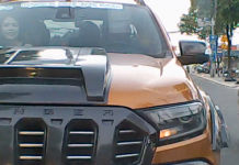 Tài xế bán tải gây bão mạng khai chèn ép xe khác vì ‘uy tín’