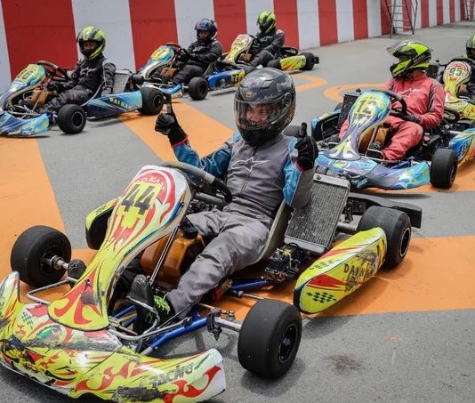 Lò luyện những tay đua tốc độ ở Bình Dương