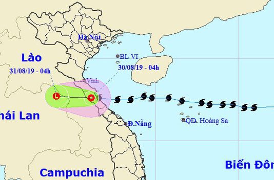 Bão số 4 đổ bộ vào Hà Tĩnh – Quảng Bình, yếu thành áp thấp nhiệt đới