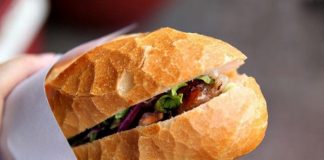 Về chợ Búng nhớ ăn bánh mì thịt gia truyền 50 năm tuổi