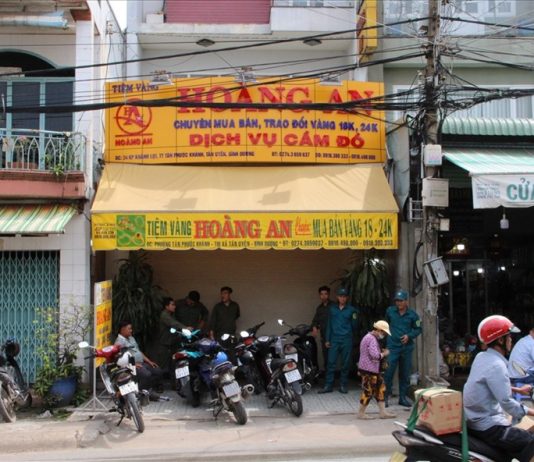 Tân Uyên: Kẻ trộm đột nhập tiệm vàng cuỗm hàng trăm cây vàng trong đêm