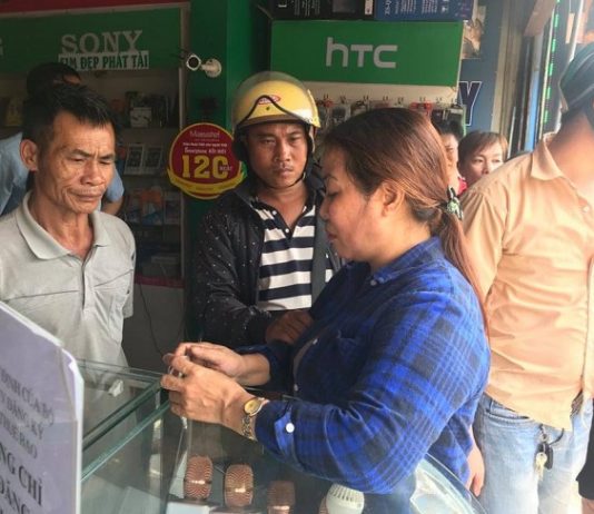 Hiệp sĩ Bình Dương tóm gọn nữ quái 51 tuổi chuyên “bẫy tình” đàn ông để cướp tài sản