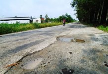 Phú Giáo: Đường mới sử dụng 12 tháng, chưa hết thời gian bảo hành đã xuống cấp hư hỏng