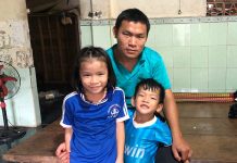 Phú Giáo: Xúc động người cha bị bệnh động kinh, một mình nuôi 2 con nhỏ