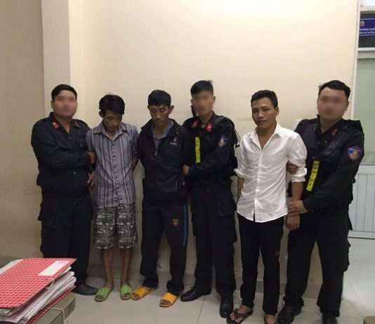 Bình Dương: “Cẩu tặc” dùng ô tô đi trộm chó còn hối lộ cảnh sát 15 triệu đồng để xin bỏ qua